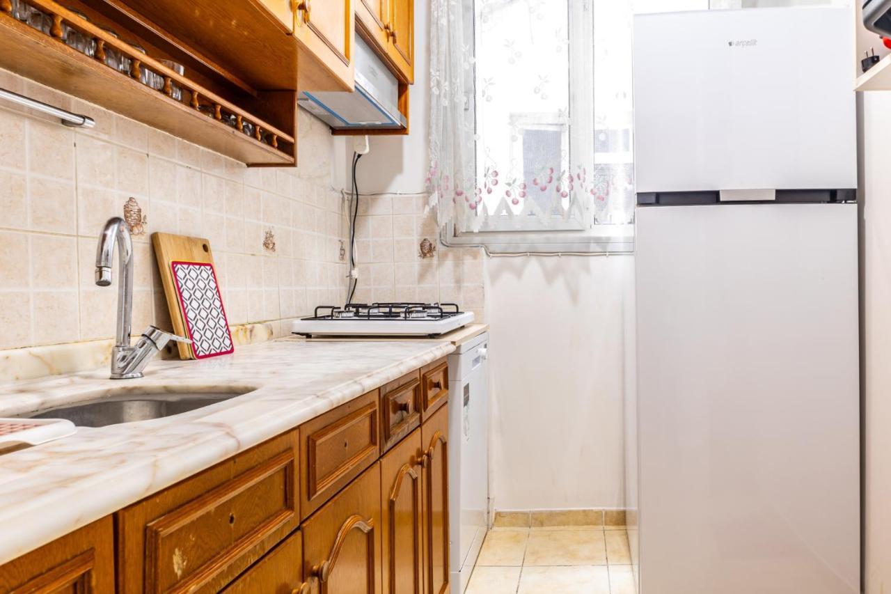 Apartment Spacious Flat W Balcony Near Marmaray In Kadikoy Istanbul
